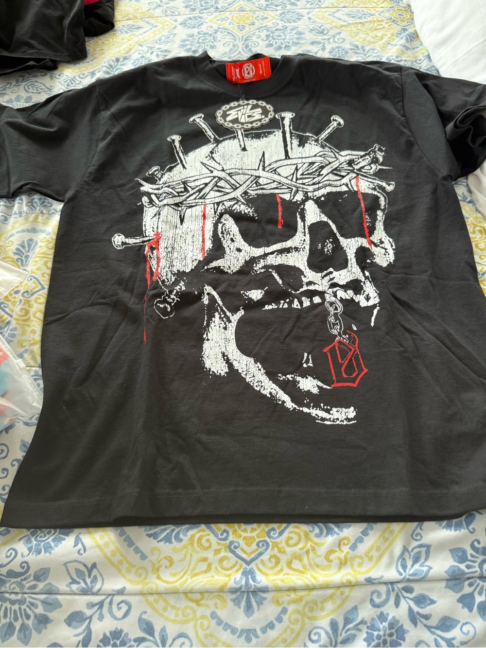 Evil Vice Men's Black Tee Graphic Skull Tee with Red Accents